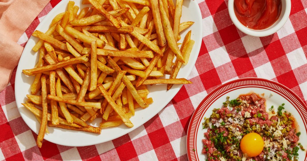 turn-your-kitchen-into-a-proper-bistro-with-frenchette’s-tartare-frites
