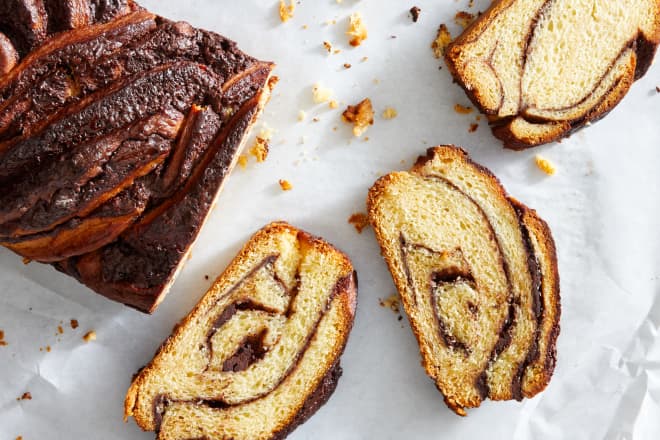 chocolate-babka-is-the-best-excuse-to-eat-chocolate-for-breakfast