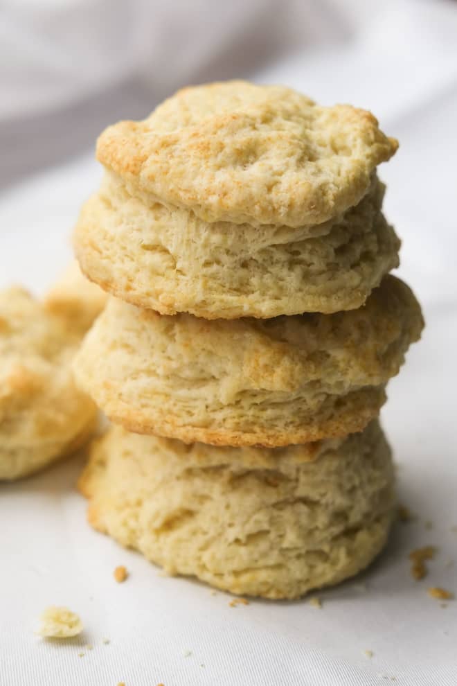 i-tried-reese-witherspoon’s-southern-biscuits-and-i’m-making-them-on-christmas