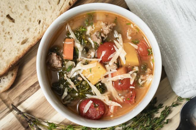 tried-giada-de-laurentiis’-“comforting”-tuscan-soup