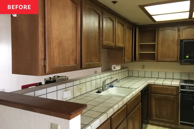 before-&-after:-a-“dark,-cramped”-’80s-kitchen-gets-a-modern,-airy-update